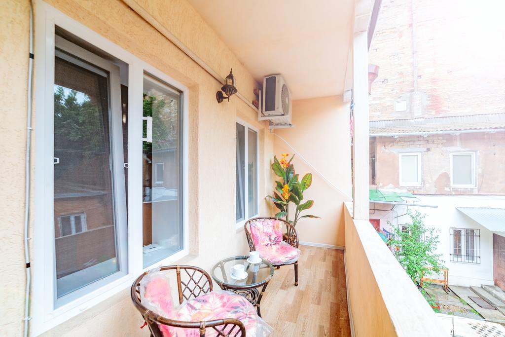 Studio On Rishelyevskaya Apartment Odessa Ngoại thất bức ảnh